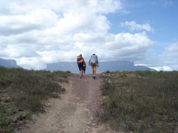 Caminhando para o Monte Roraima, na  Venezuela, em 2007